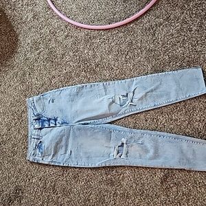 OLD NAVY  6 O.G. Straight higher rise button fly distressed light wash  Jeans